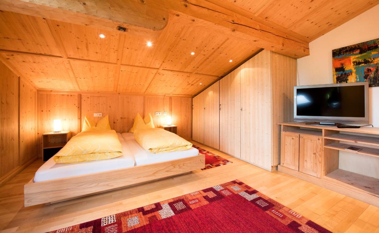 Tyroler Hof Hotel Graen Bilik gambar